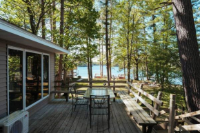 TC Lake Stay with Pontoon & SUP Rentals - Sleeps 6!